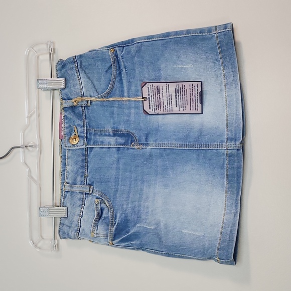 Zara Girl Distressed Denim Skirt, Size 7-8 ~ NWT - Picture 3 of 10